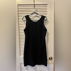 Tommy Bahama Embroidered Pearl Shift Dress Womens M Cotton Black Sleeveless NICE